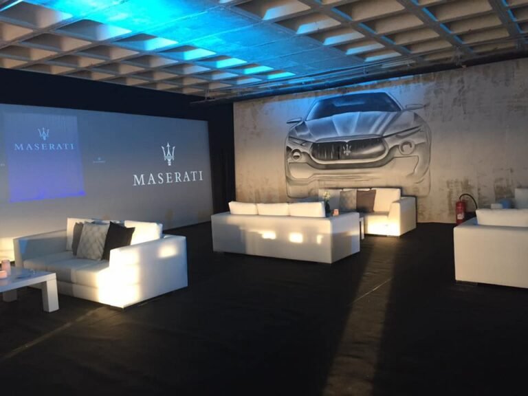 Street art & moteur rugissant : Maserati Levante