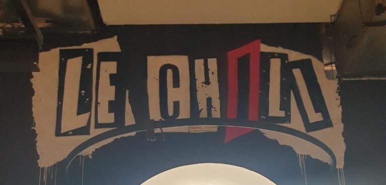 Entre burgers et beats : les légendes urbaines prennent vie au Chill