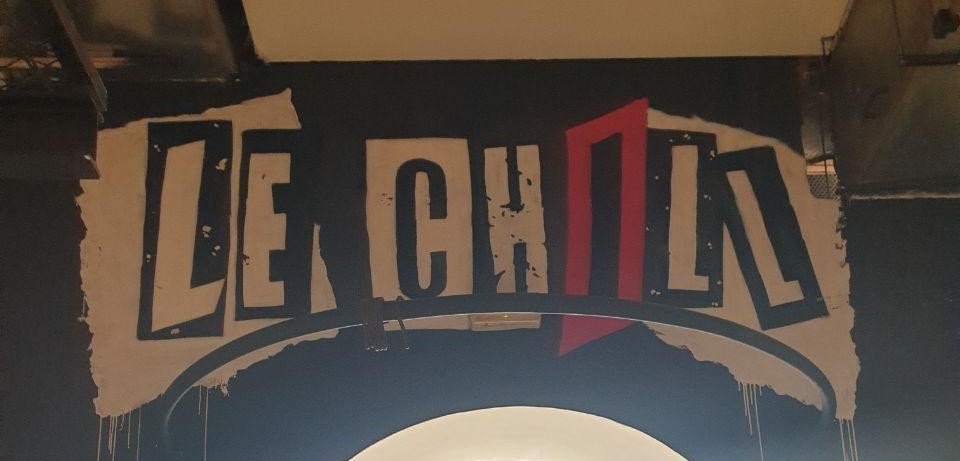 Entre burgers et beats : les légendes urbaines prennent vie au Chill