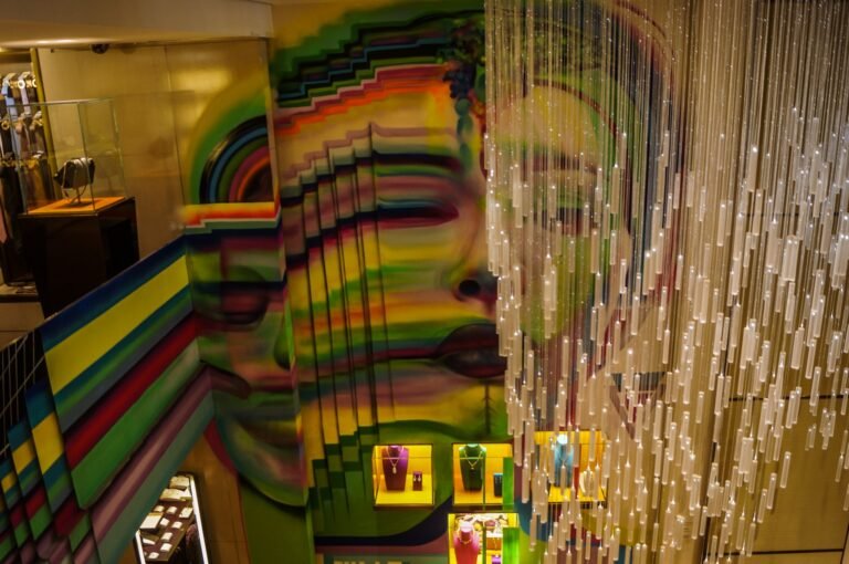 Le graffiti au coeur du luxe avec BVLGARI