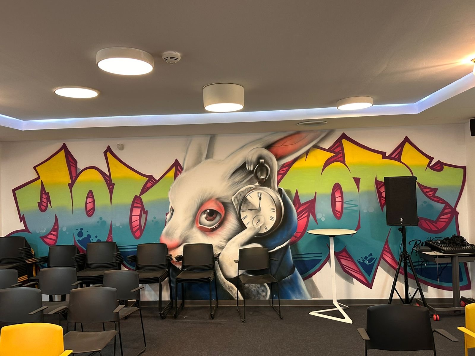 La décoration murale repousse les limites à YouCode Youssoufia