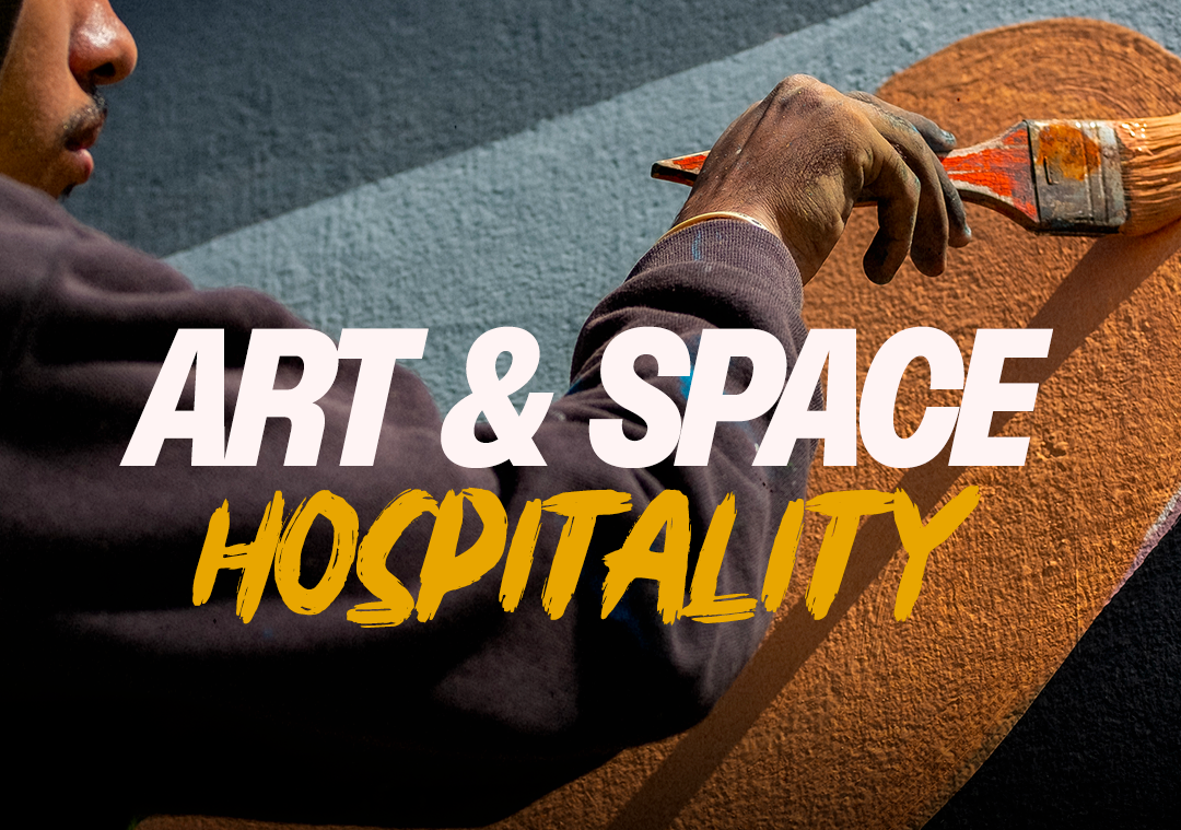 Comment l’art mural transforme-t-il les espaces d’hospitalité ?